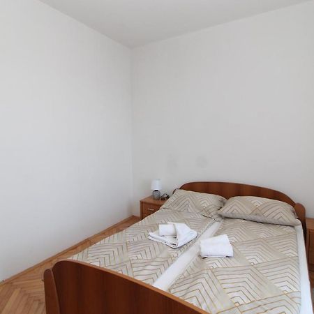 Se-Na Appartement Pula Buitenkant foto