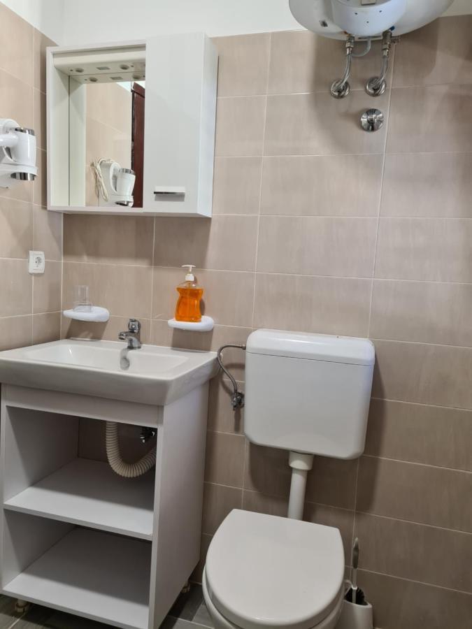 Se-Na Appartement Pula Buitenkant foto