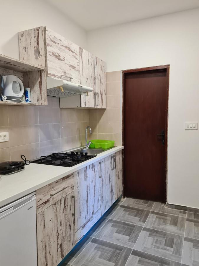 Se-Na Appartement Pula Buitenkant foto