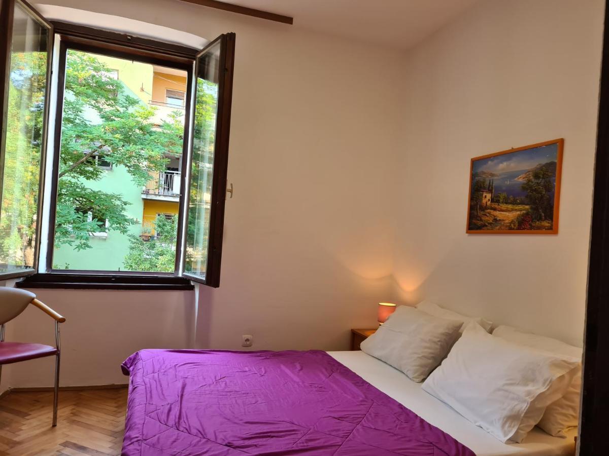 Se-Na Appartement Pula Buitenkant foto