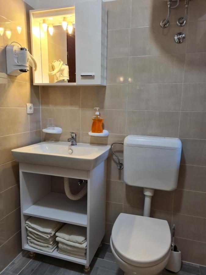 Se-Na Appartement Pula Buitenkant foto