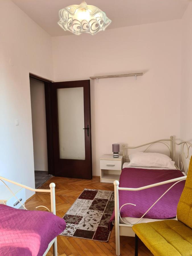 Se-Na Appartement Pula Buitenkant foto