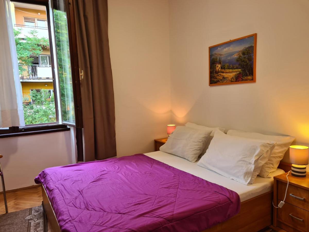 Se-Na Appartement Pula Buitenkant foto