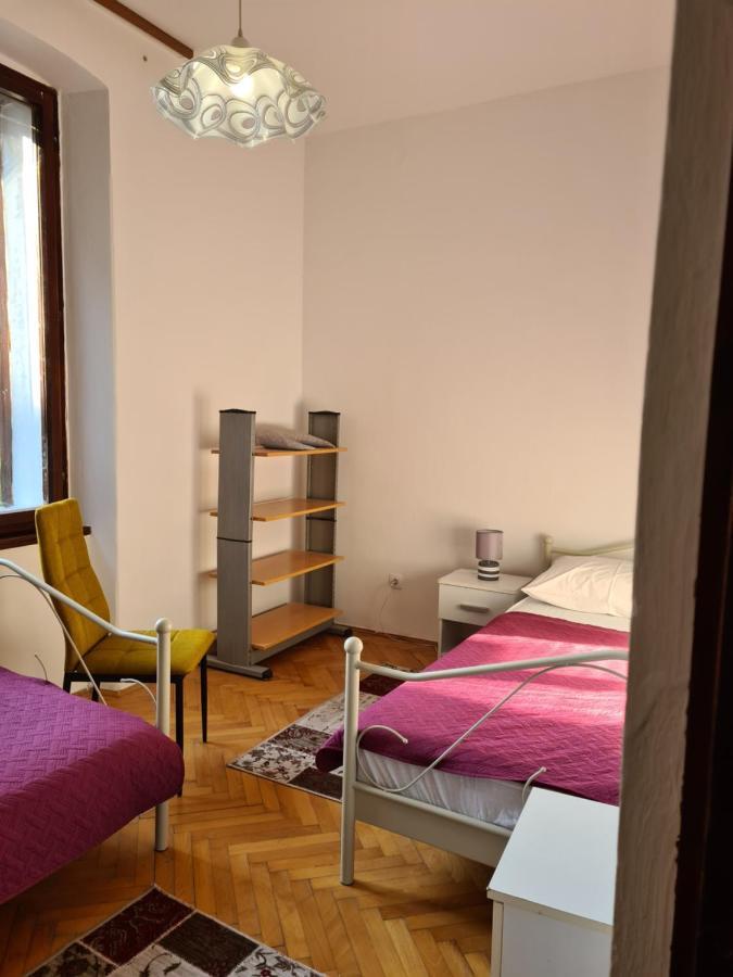 Se-Na Appartement Pula Buitenkant foto