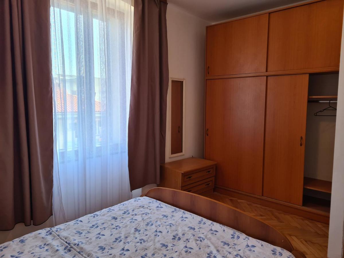Se-Na Appartement Pula Buitenkant foto
