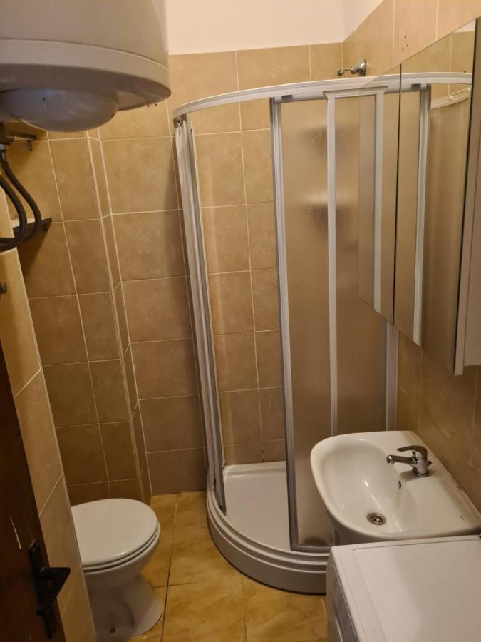Se-Na Appartement Pula Buitenkant foto