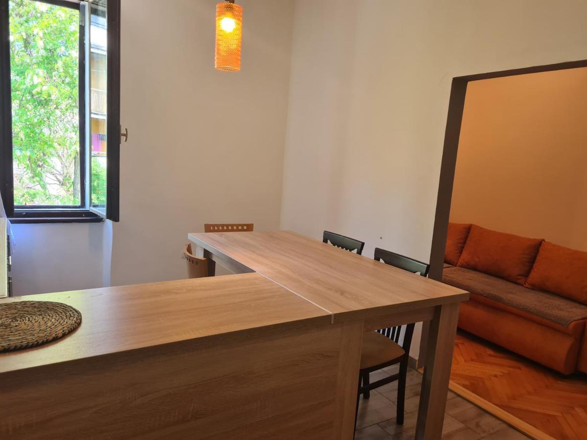 Se-Na Appartement Pula Buitenkant foto