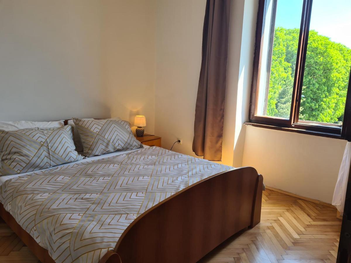 Se-Na Appartement Pula Buitenkant foto