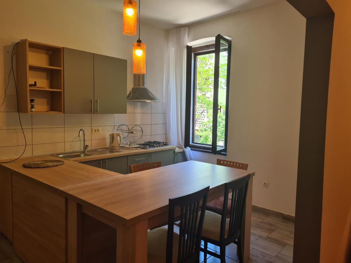 Se-Na Appartement Pula Buitenkant foto