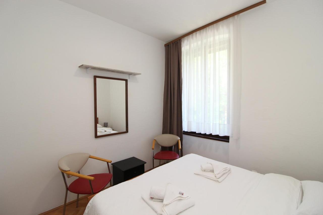 Se-Na Appartement Pula Buitenkant foto