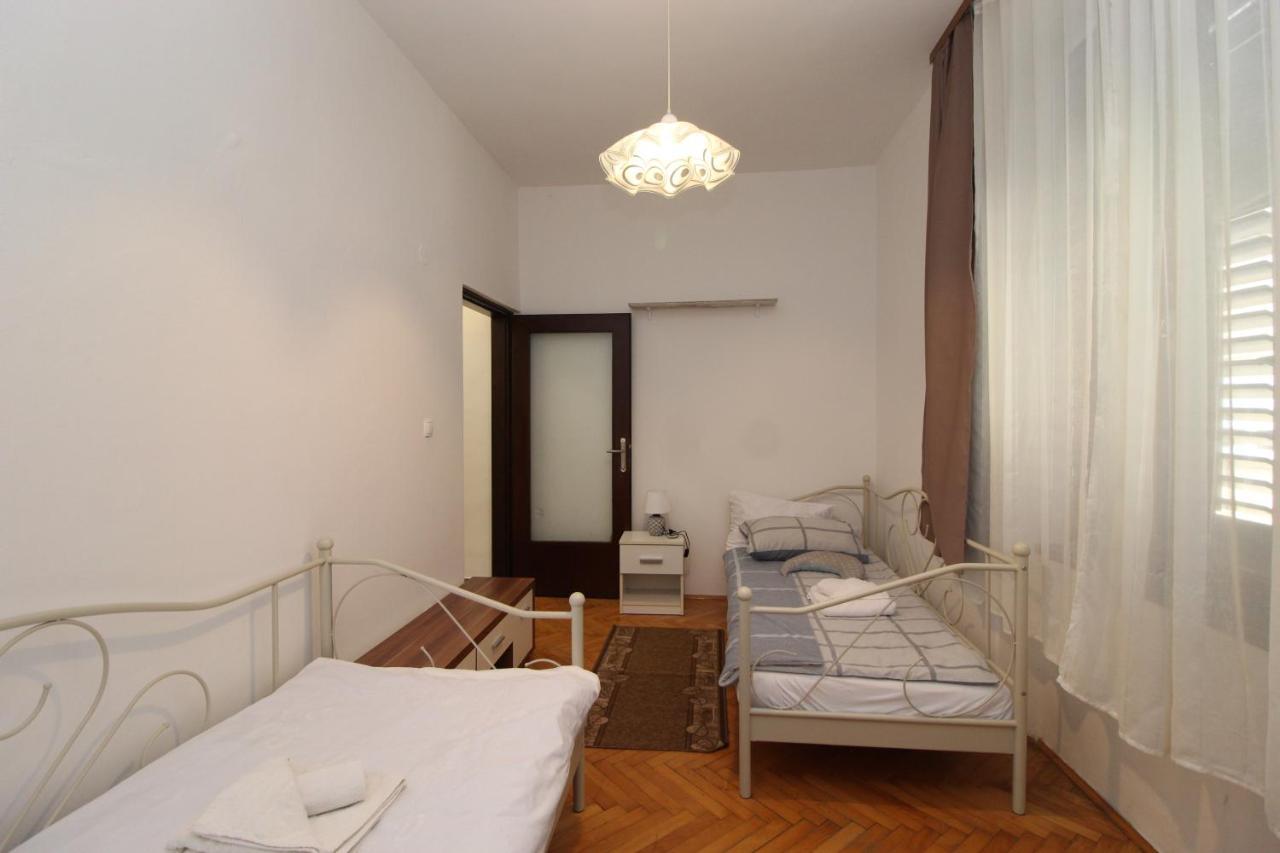 Se-Na Appartement Pula Buitenkant foto