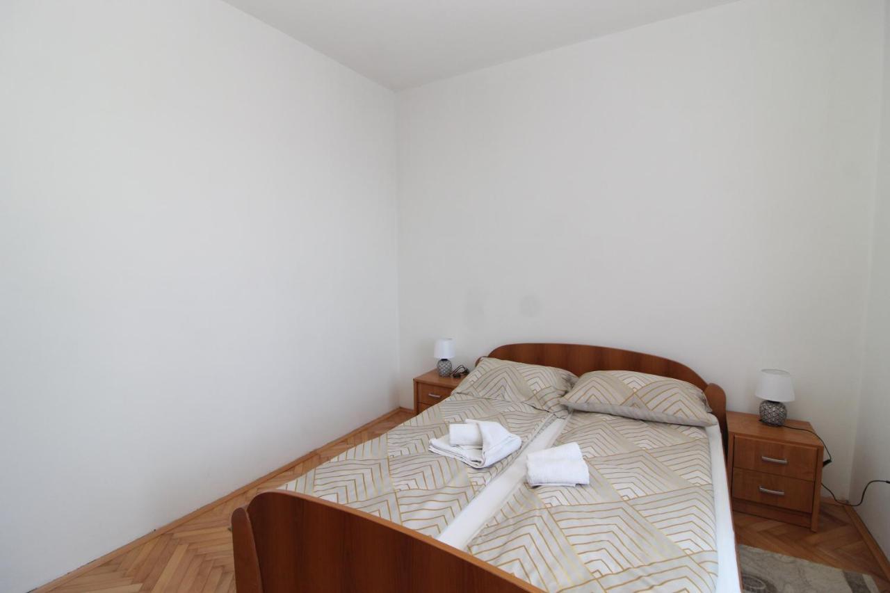 Se-Na Appartement Pula Buitenkant foto