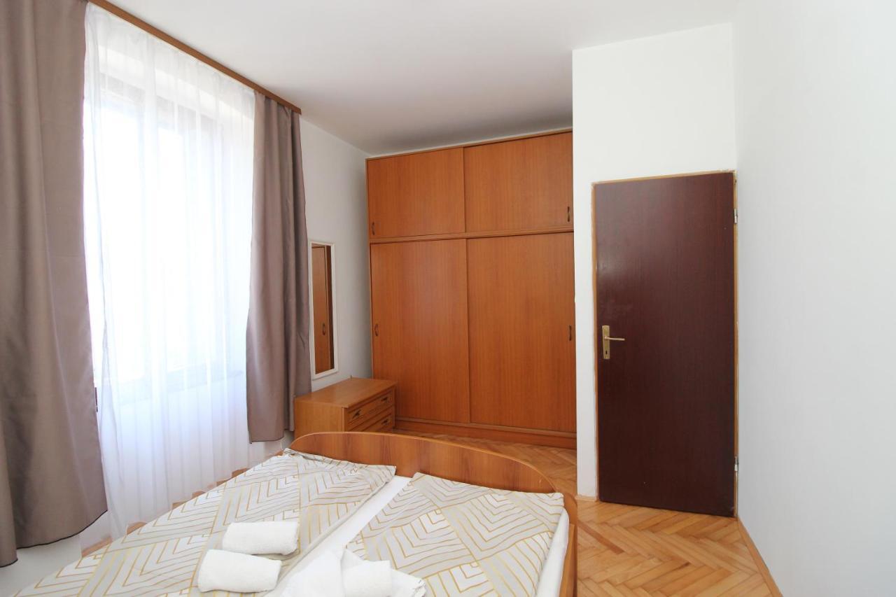 Se-Na Appartement Pula Buitenkant foto
